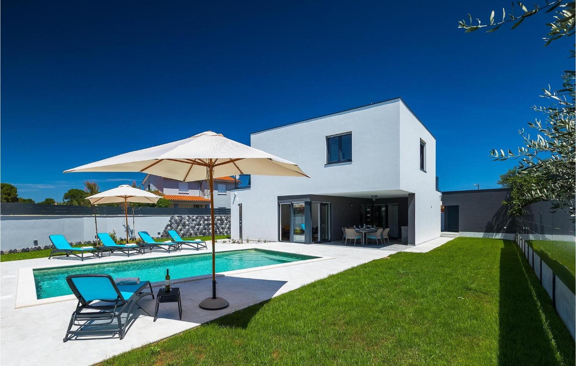 Holiday home Moderna *